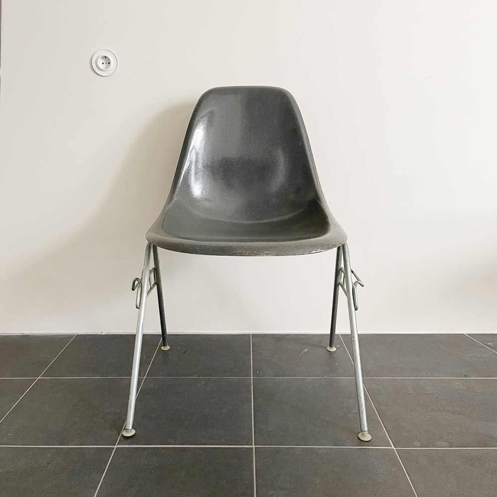 Herman Miller Charles &amp; Ray Eames Fiberglass DSS Shell Chair