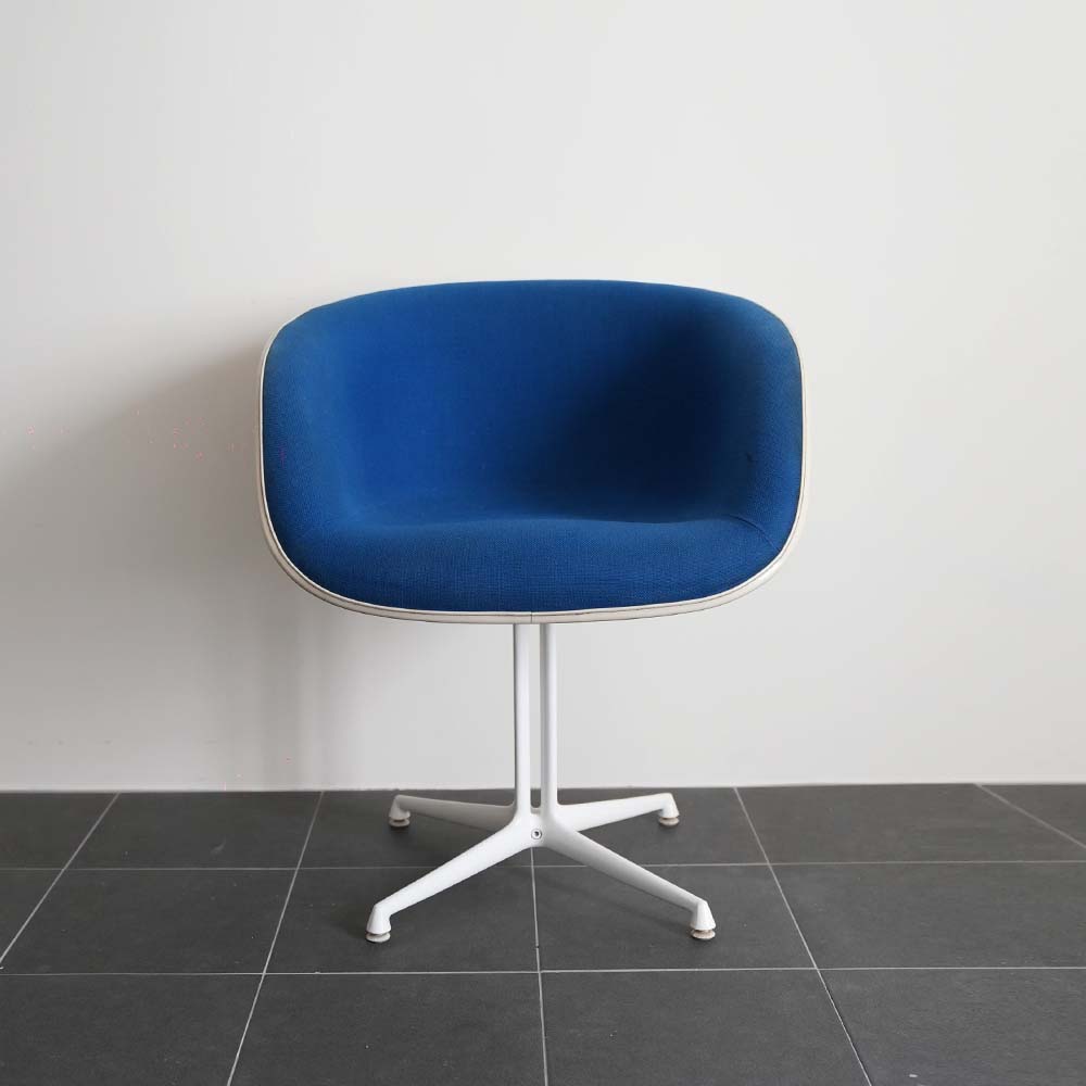 [Sale] Vitra Herman Miller Eames Upholstered Fiberglass DAL Chair