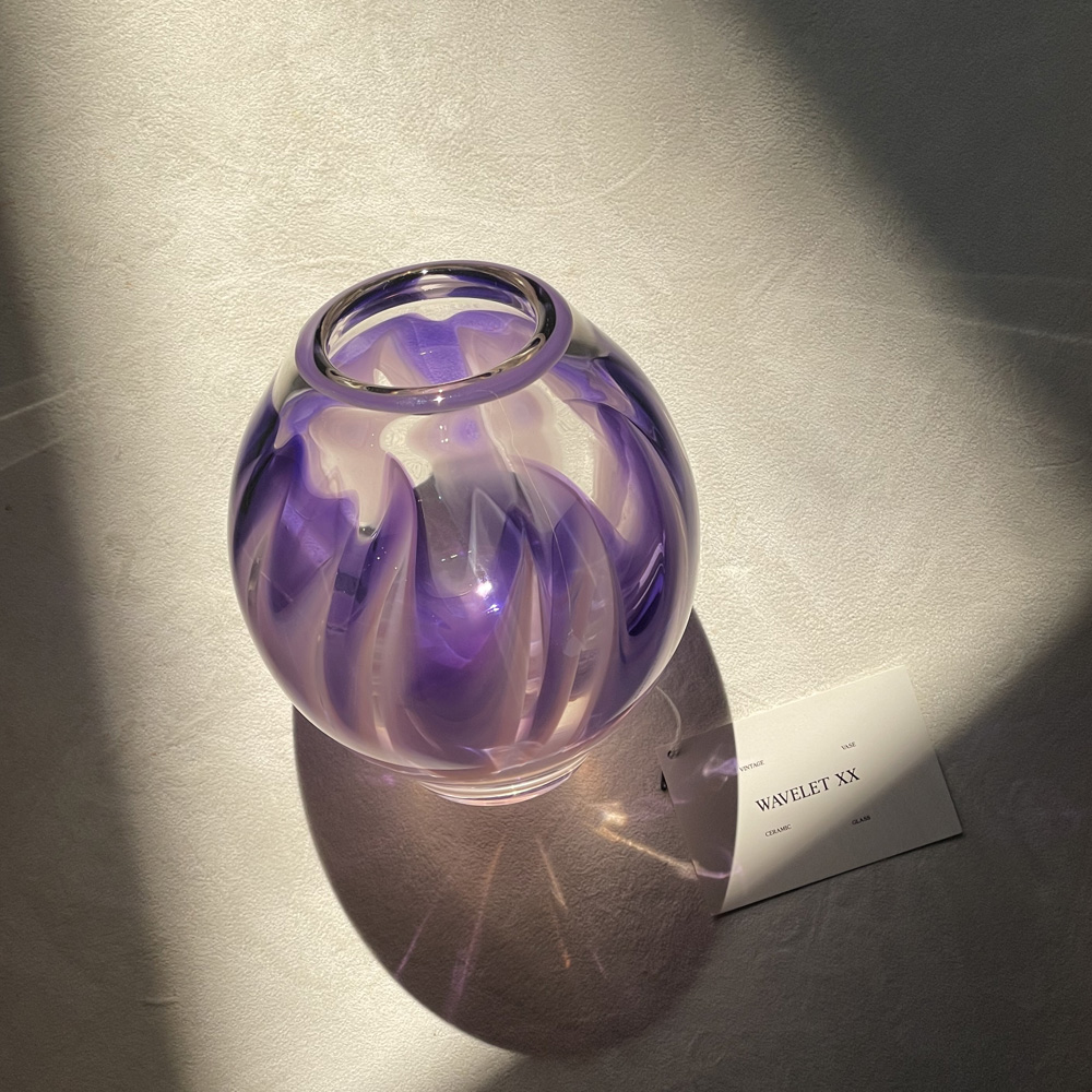 Hand blown Art Glass Vase