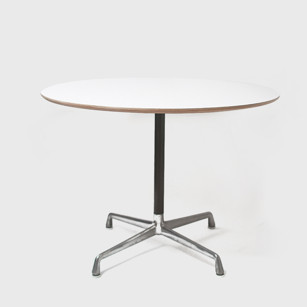 Herman Miller AluminumGroup Universal Base Dining Table (Round Top)
