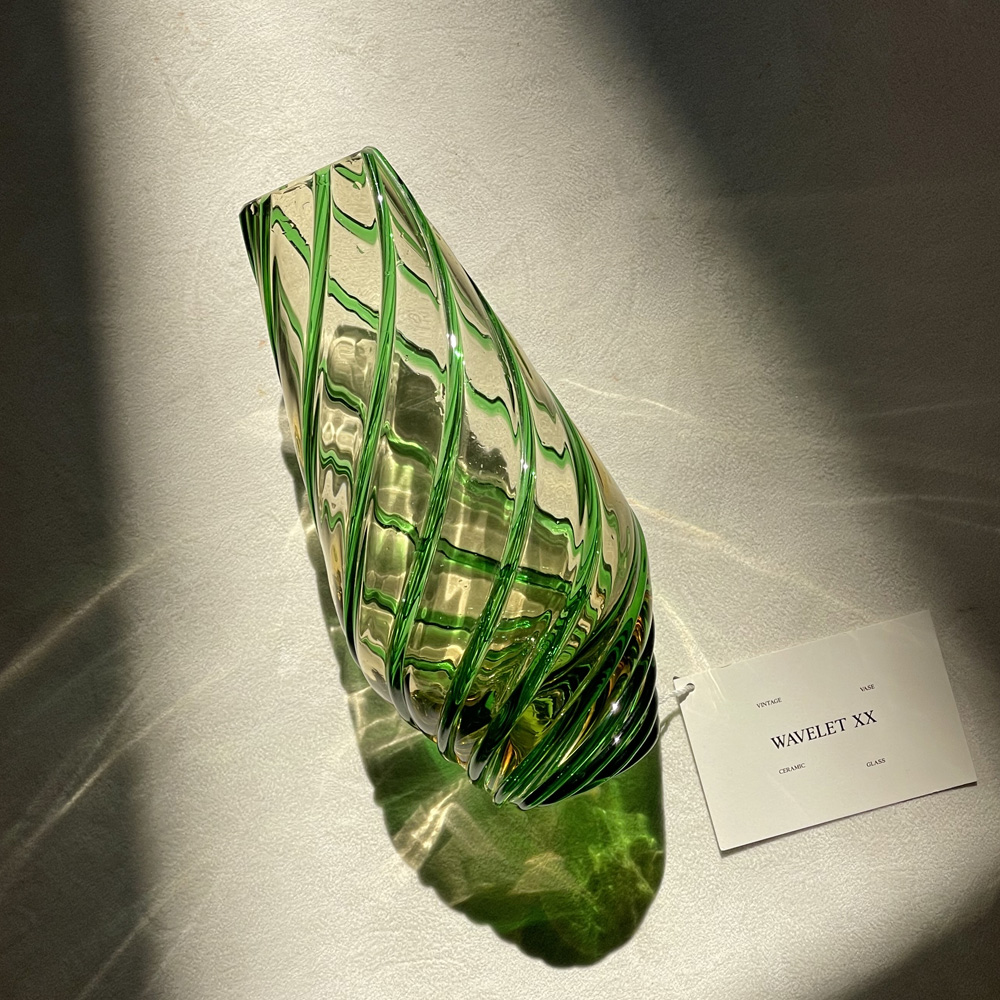 Art Glass Green Swirl Vase